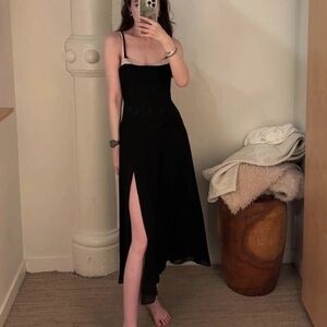 NWOT Reformation Abrielle Dress Black